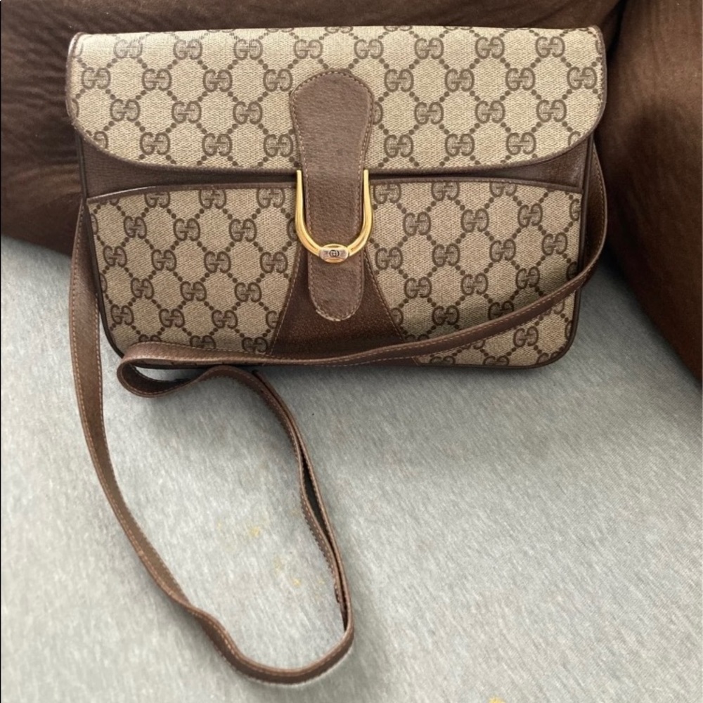 ⛔️SOLD⛔️Gucci Crossbody bag